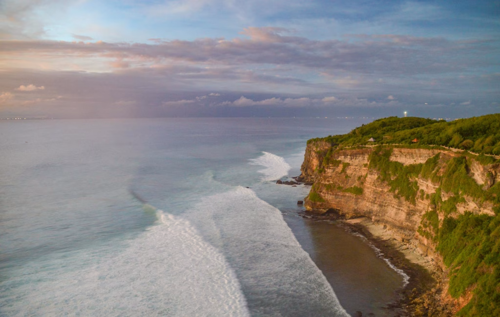 Beyond the Crowds: Secret Beaches near Uluwatu that Tourists Miss